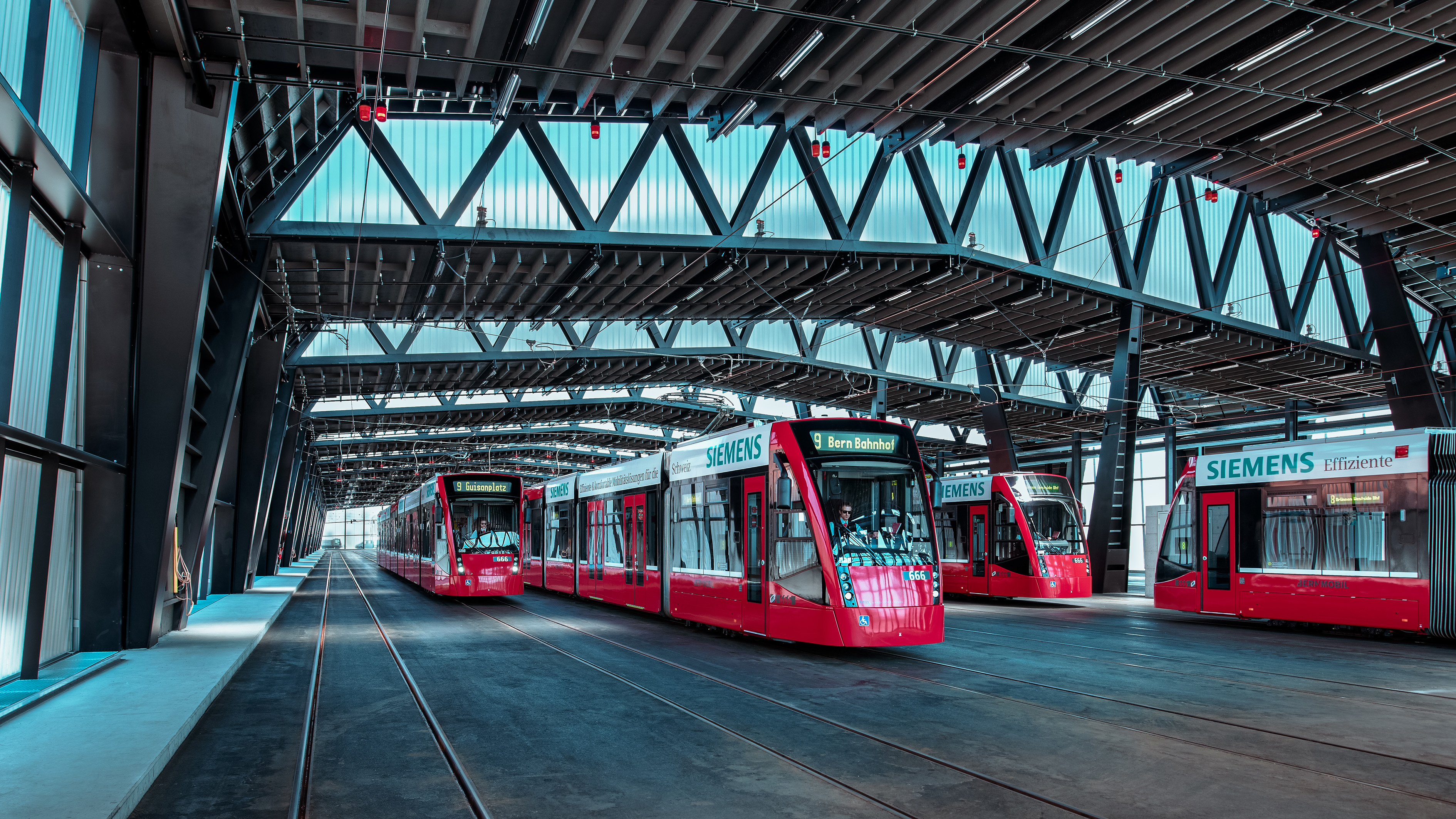 BERNMOBIL Trams im Depot Bolligenstrasse