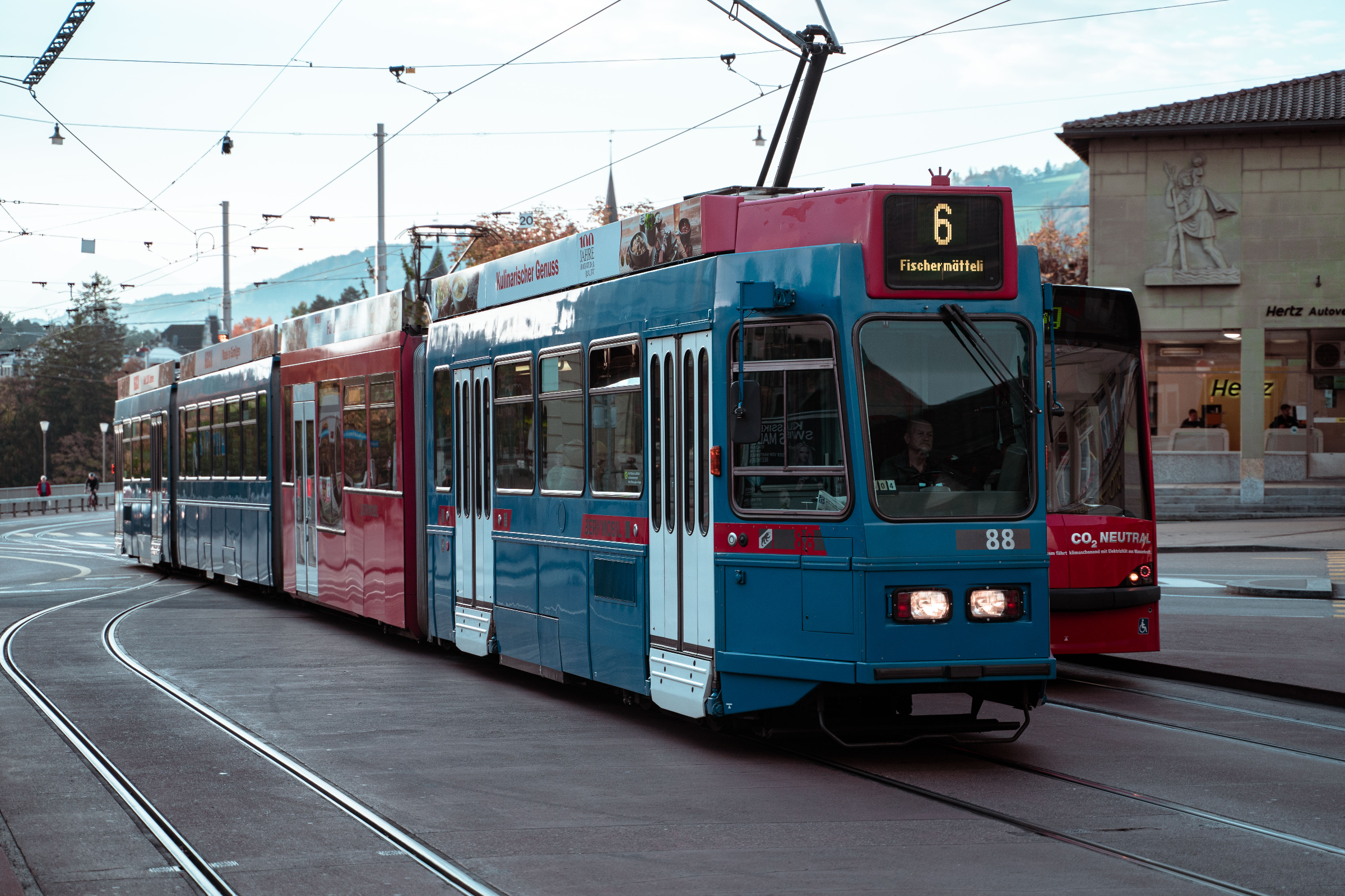 Das Schindler Tram auf der Linie 6