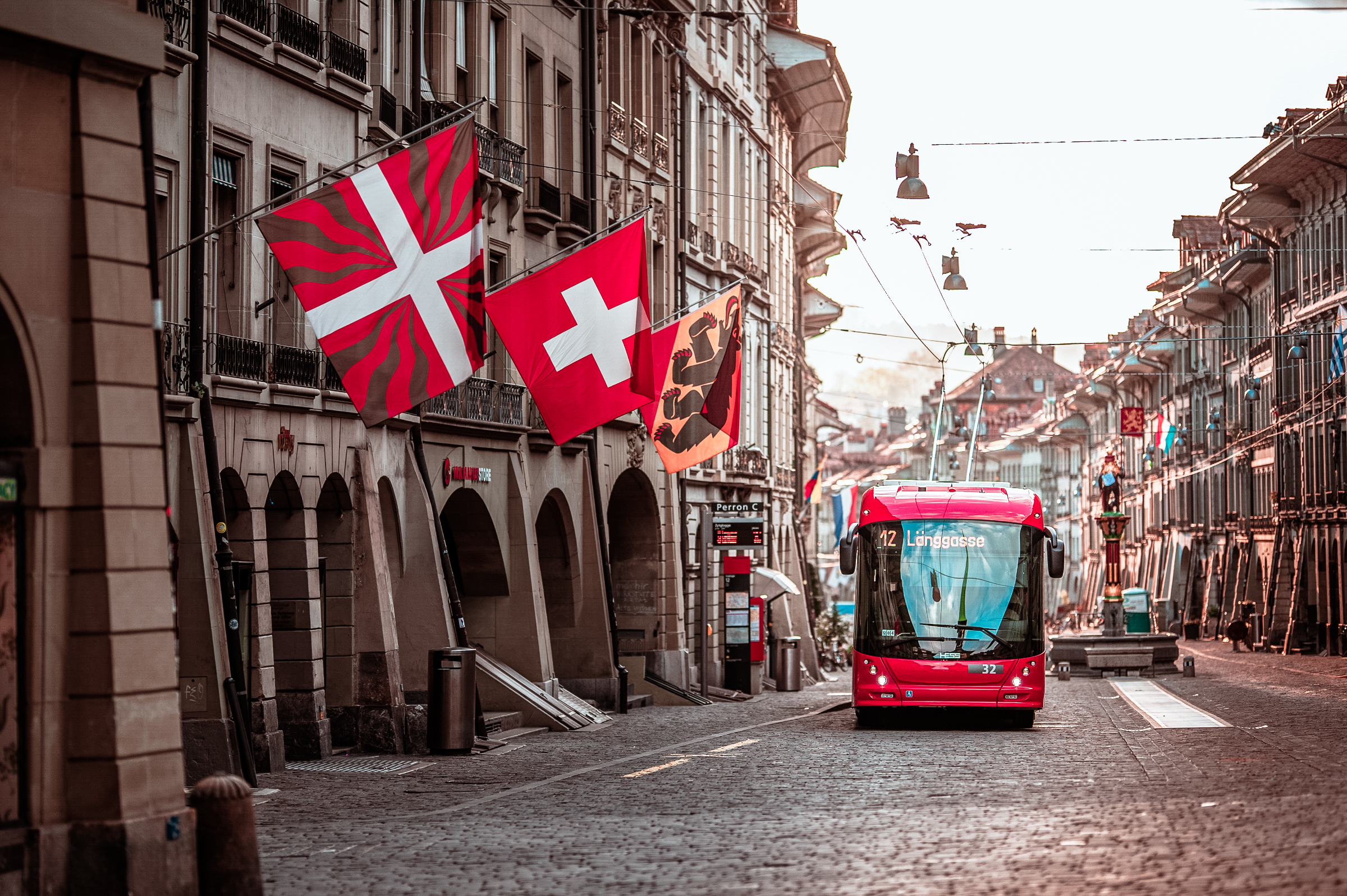 HESS Gelenktrolleybus (GTB) SwissTrolley 19 DC