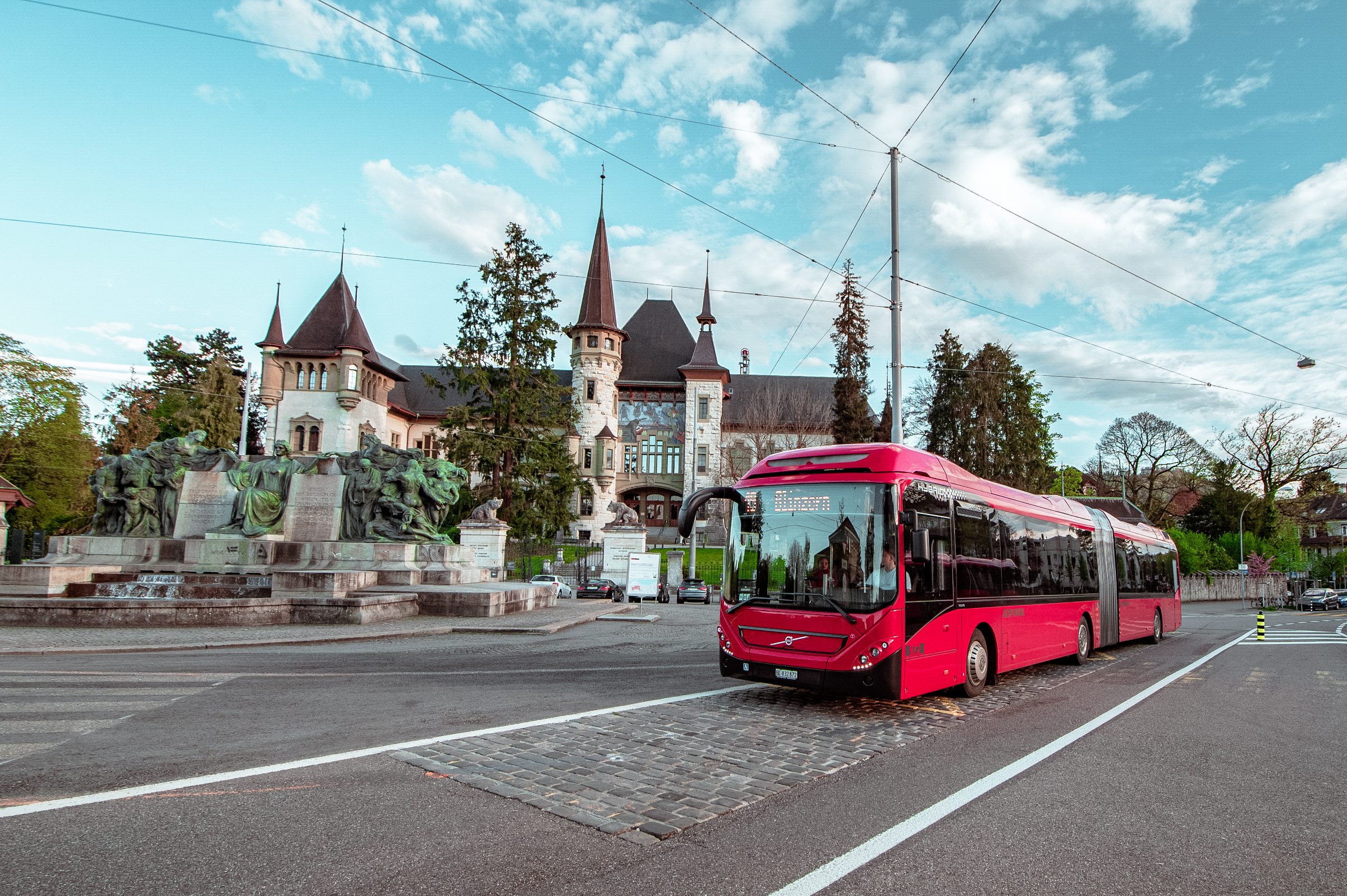 Linie 19 vor dem Historischen Museum am Helvetiaplatz