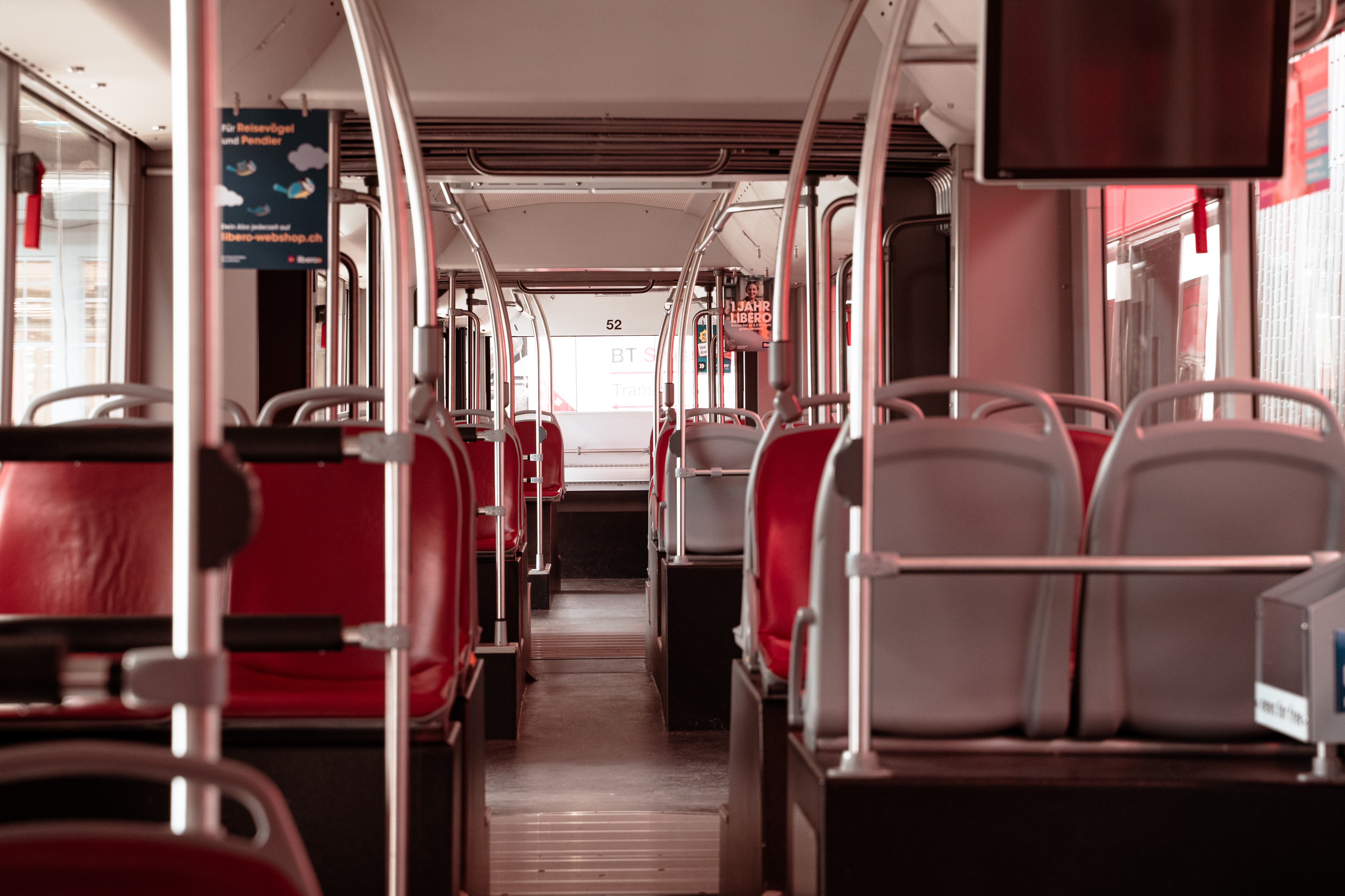 Der HESS Doppelgelenktrolleybus von innen