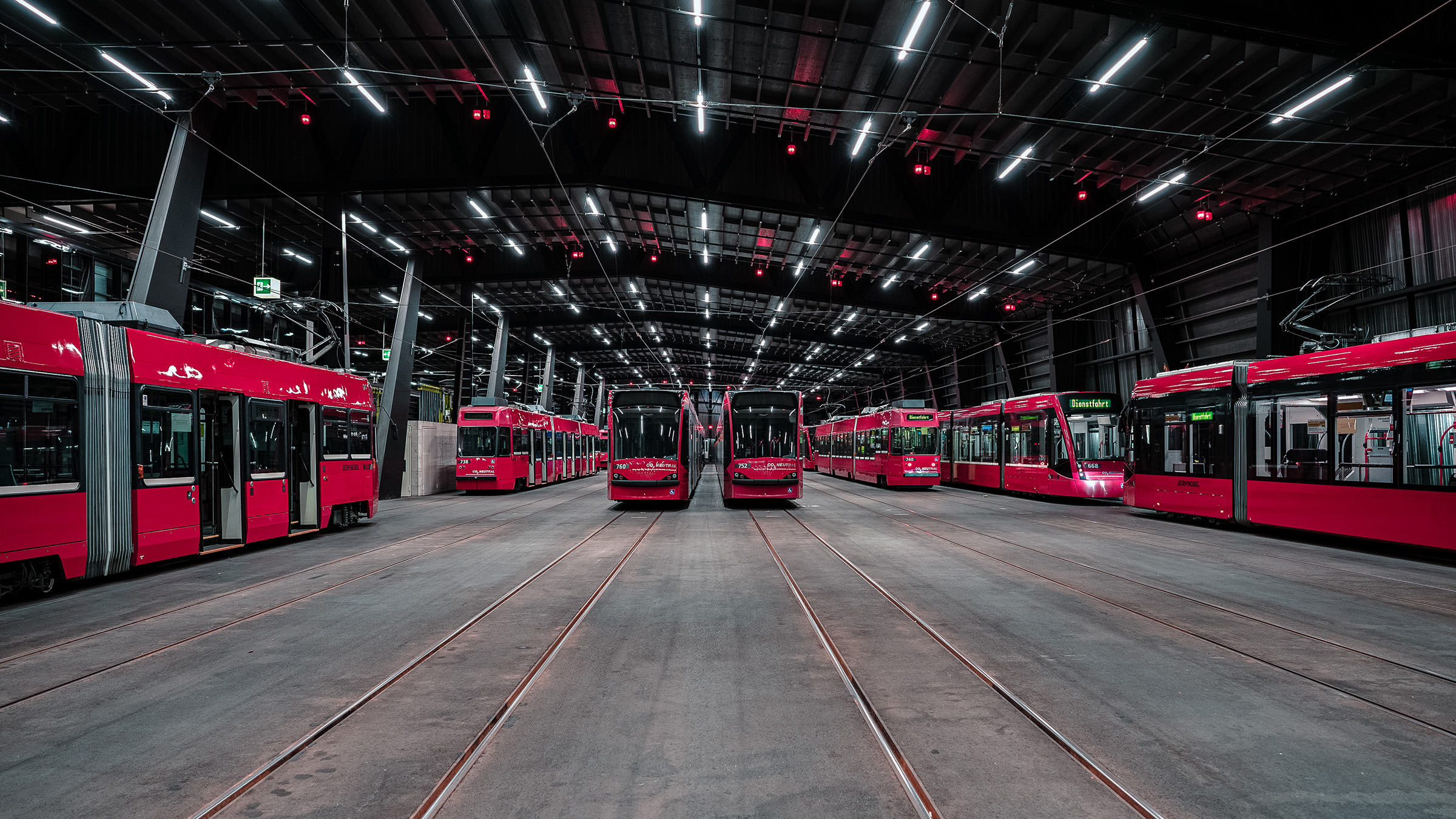 Trams im Depot Bolligenstrasse