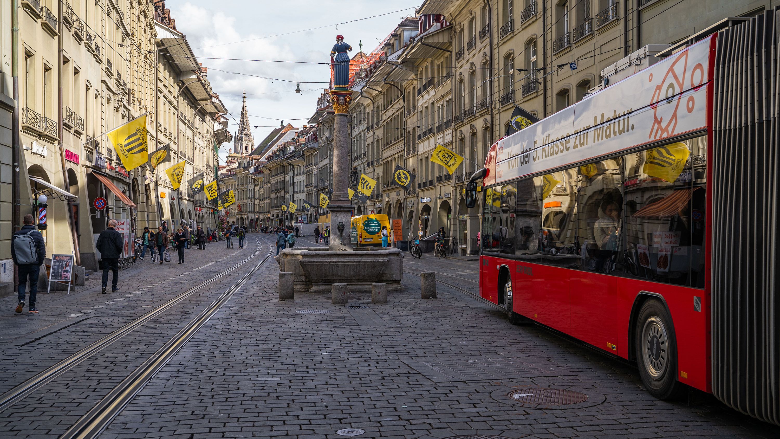 Bus in der Altstadt