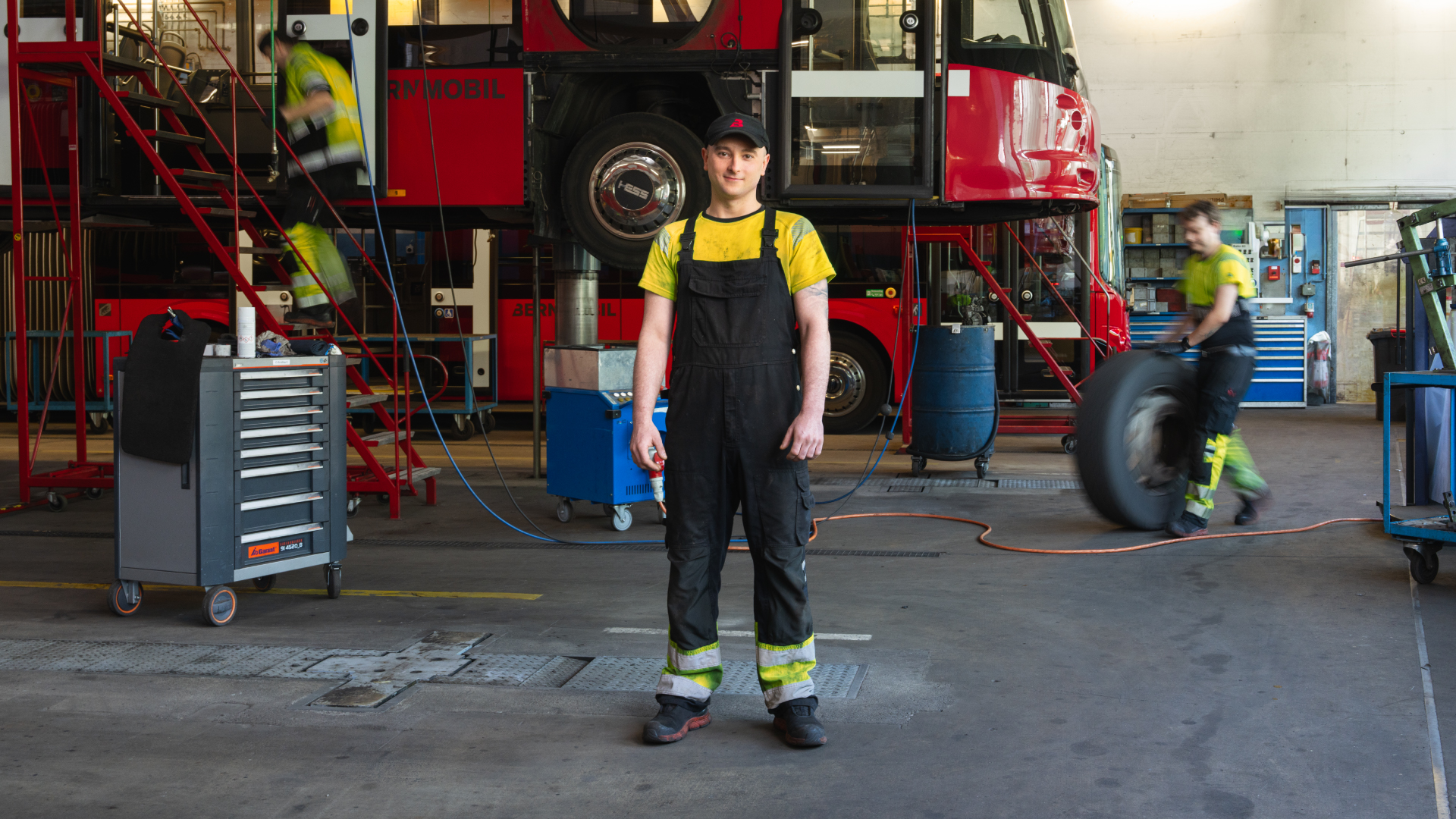 Mitarbeiter in der Werkstatt