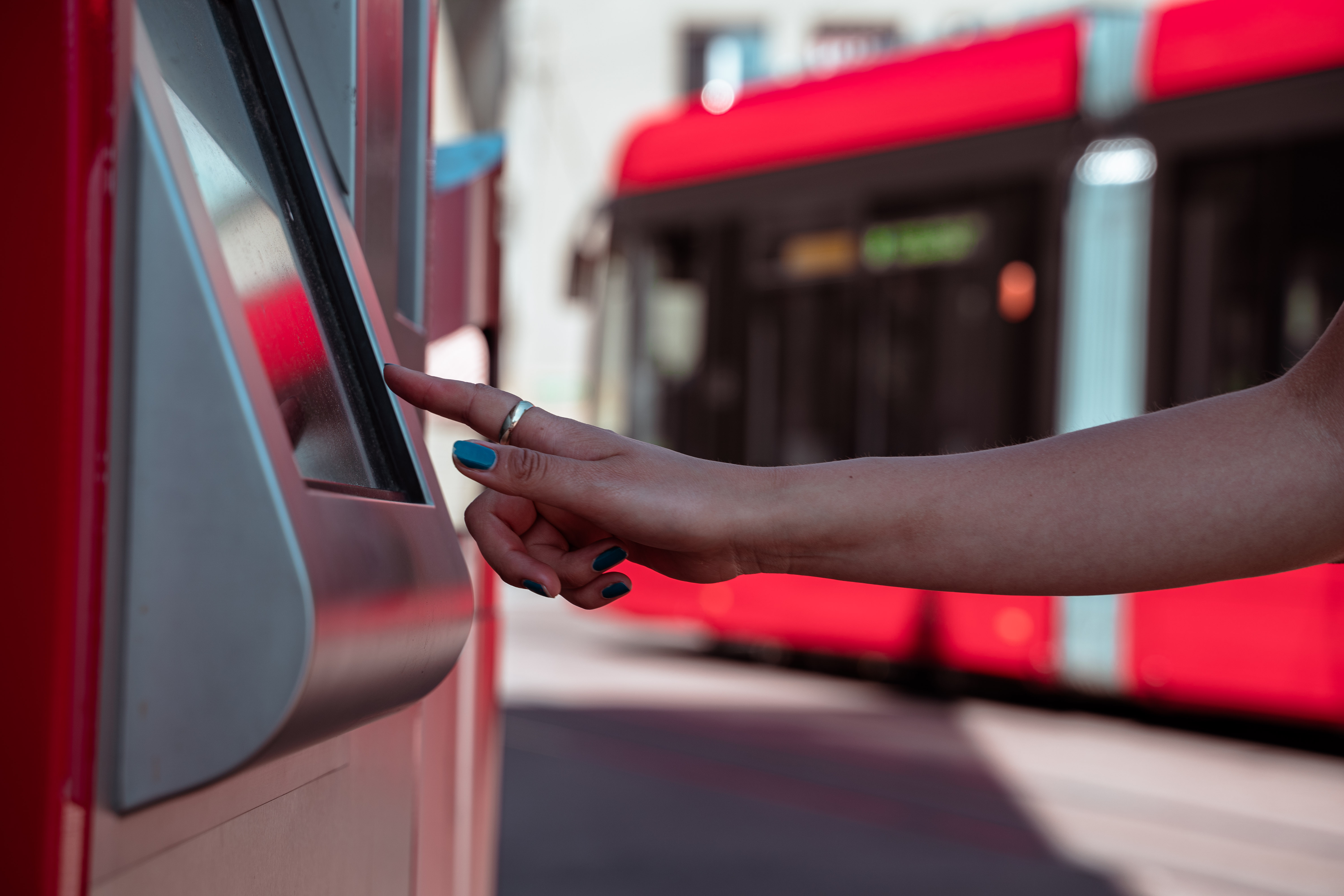 Neue Billettautomaten: Breites Sortiment und Informationen in Echtzeit