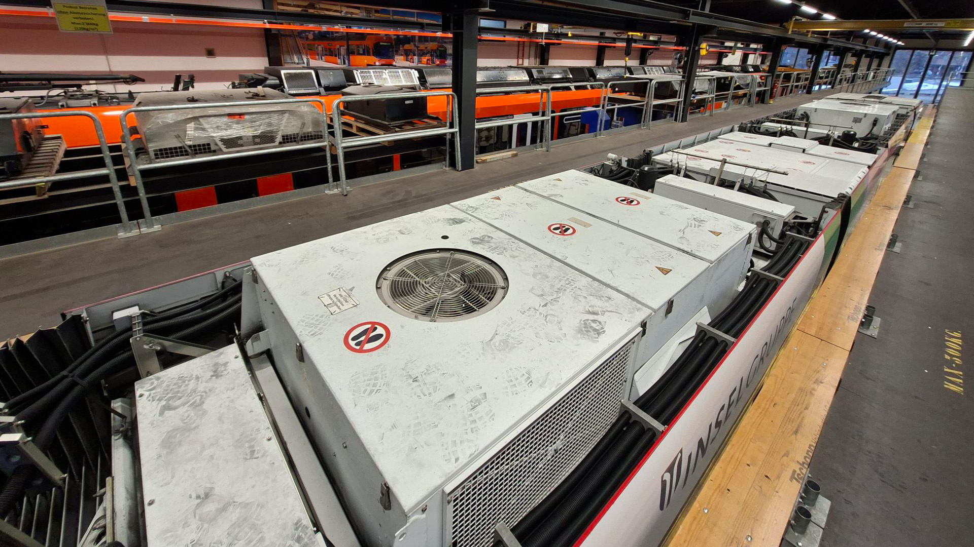 HU Combino Dach ganz